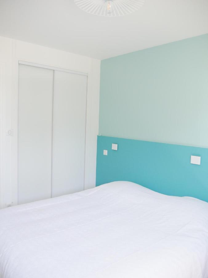 Front De à Appartement