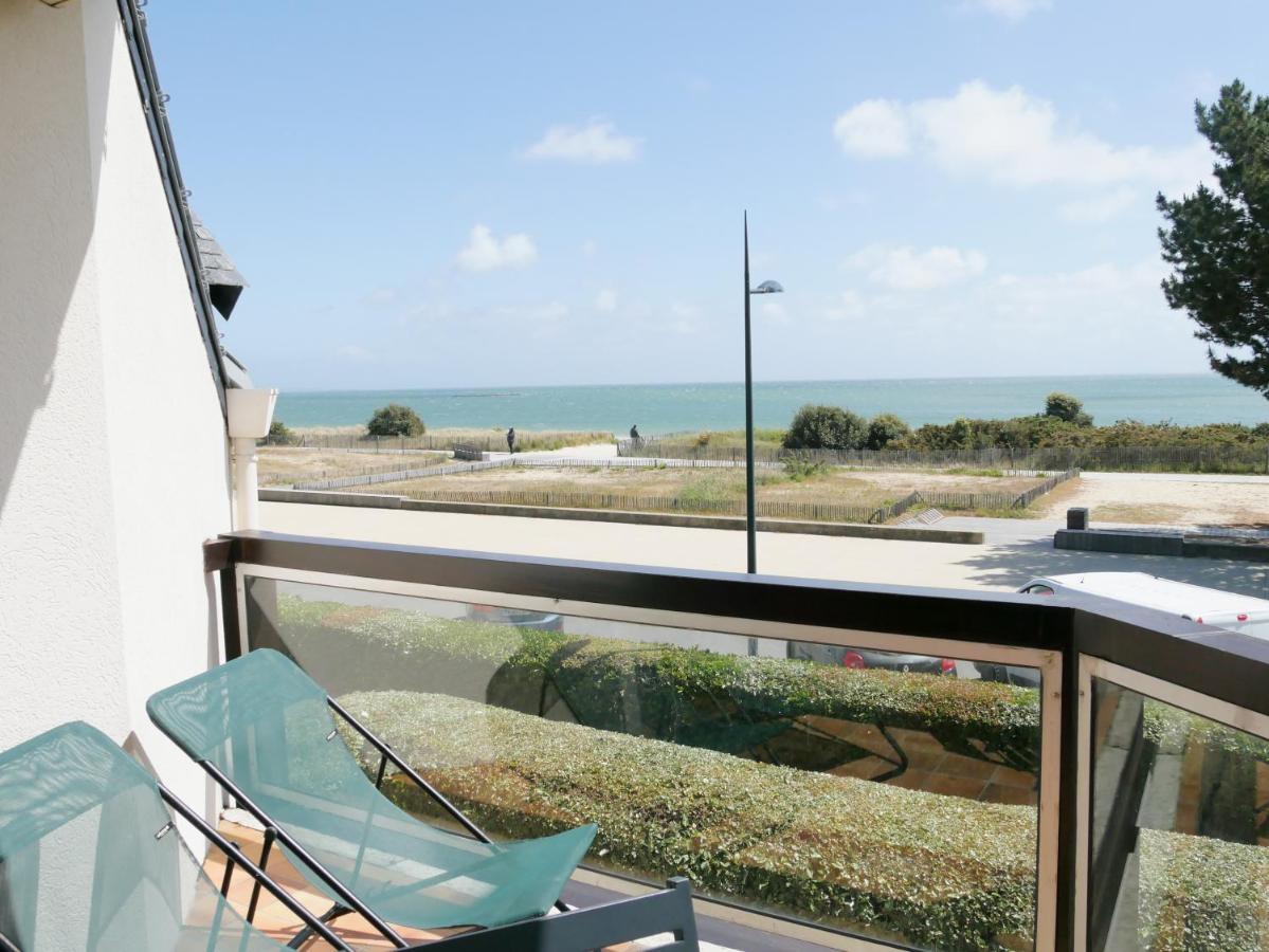 Front De A Apartment Carnac