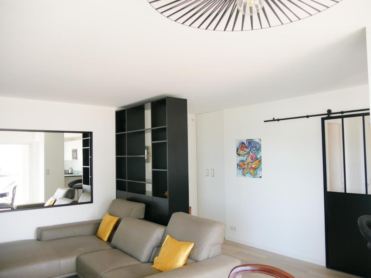 Apartment Front De A Carnac