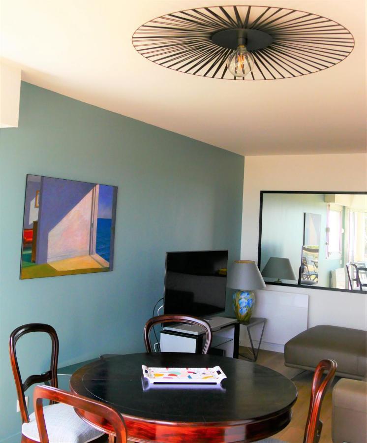 Apartment Front De A Carnac